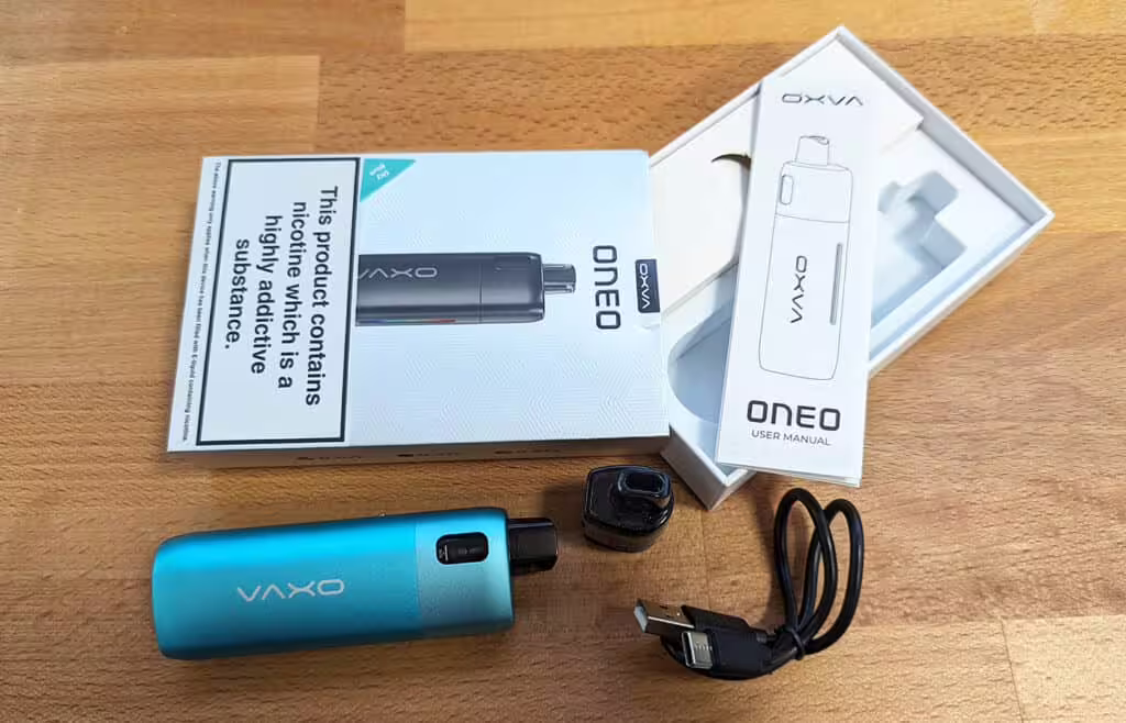 OXVA Oneo Box Contents