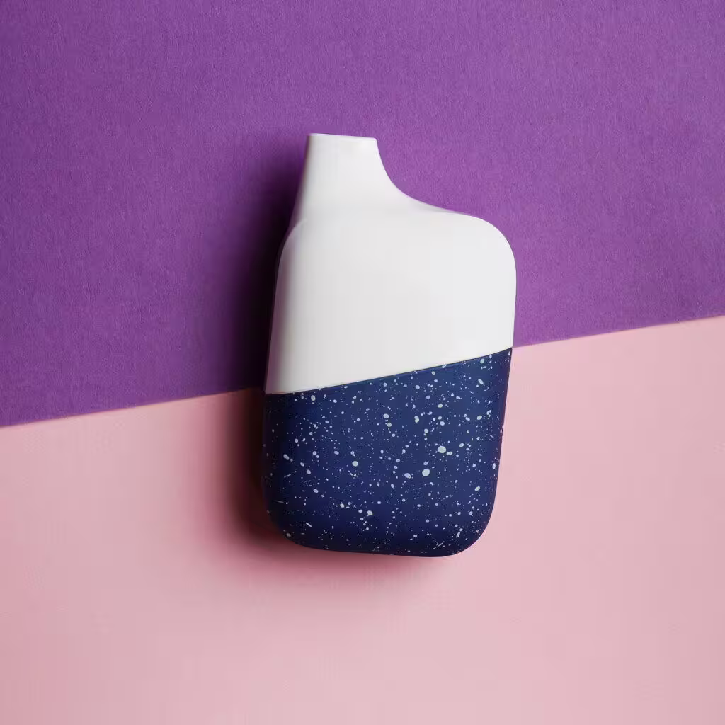 Tips to Avoid a Burnt Taste When Using a Disposable Vape Device